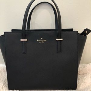 Black Kate spade purse